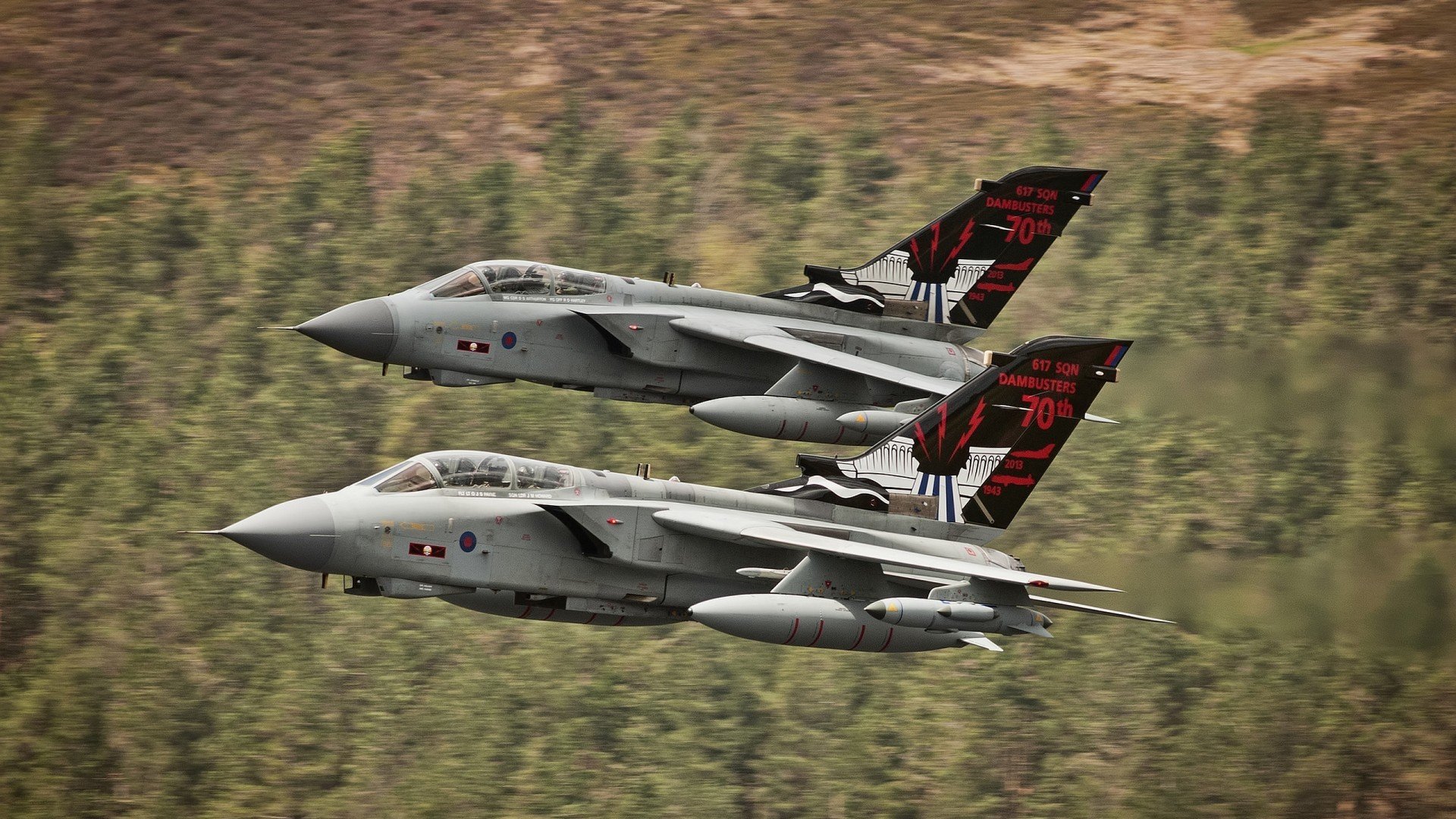 梅西的帽子戏法为巴黎圣日耳曼锁定胜局